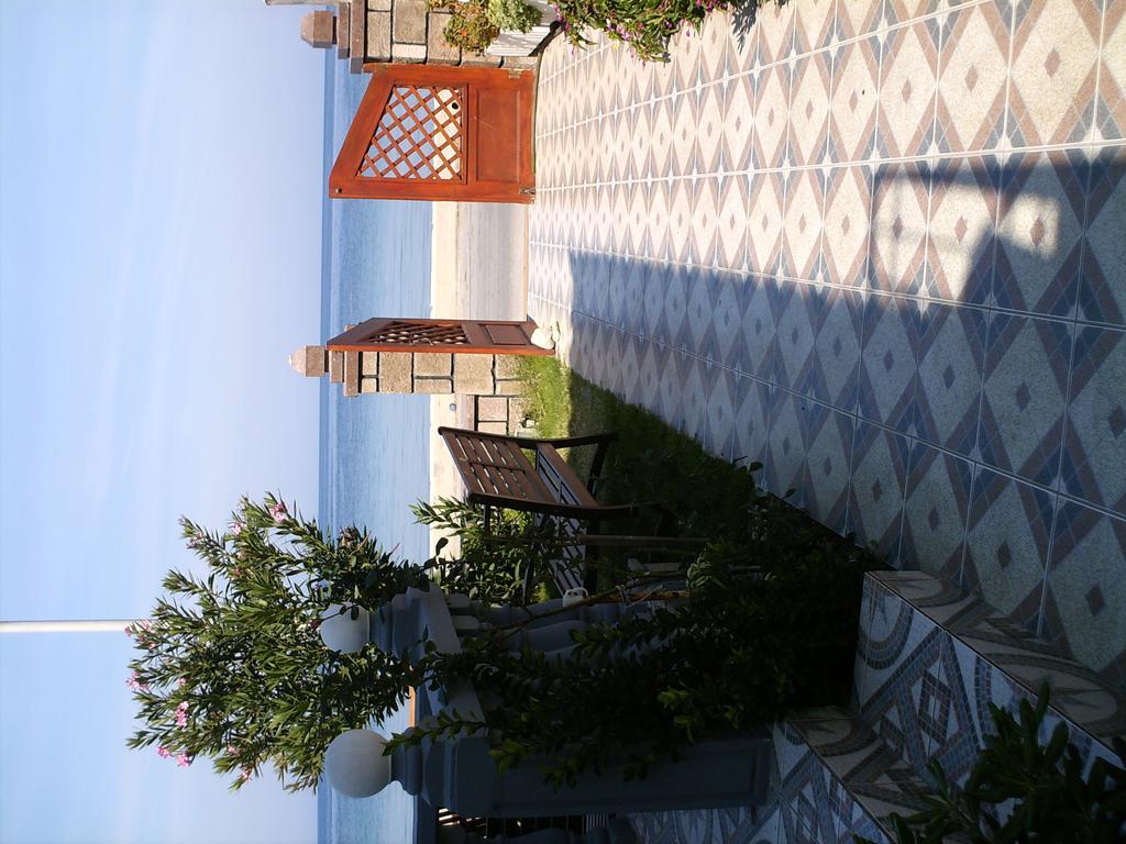 Apartment Toula Petra  Buitenkant foto
