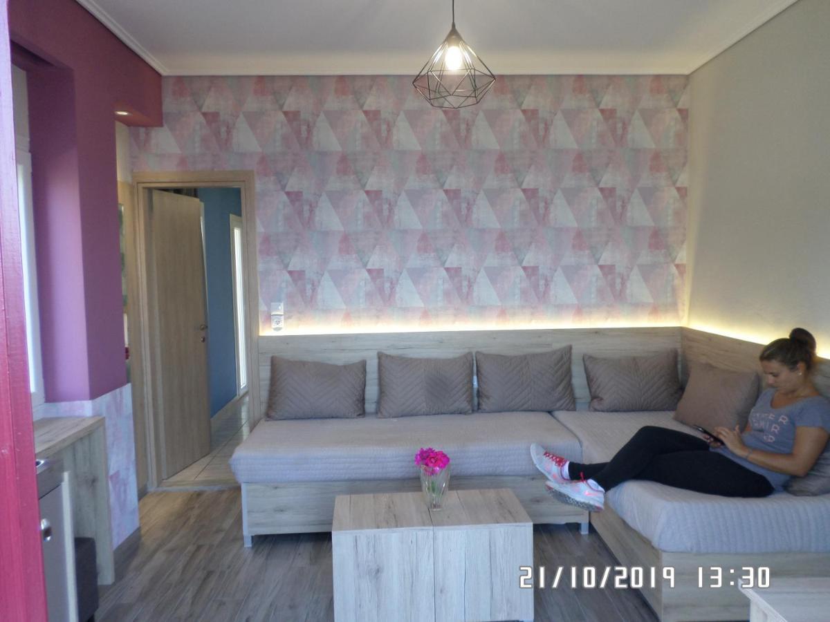 Apartment Toula Petra  Buitenkant foto
